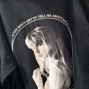 Taylor Swift Hoodie (2XL)